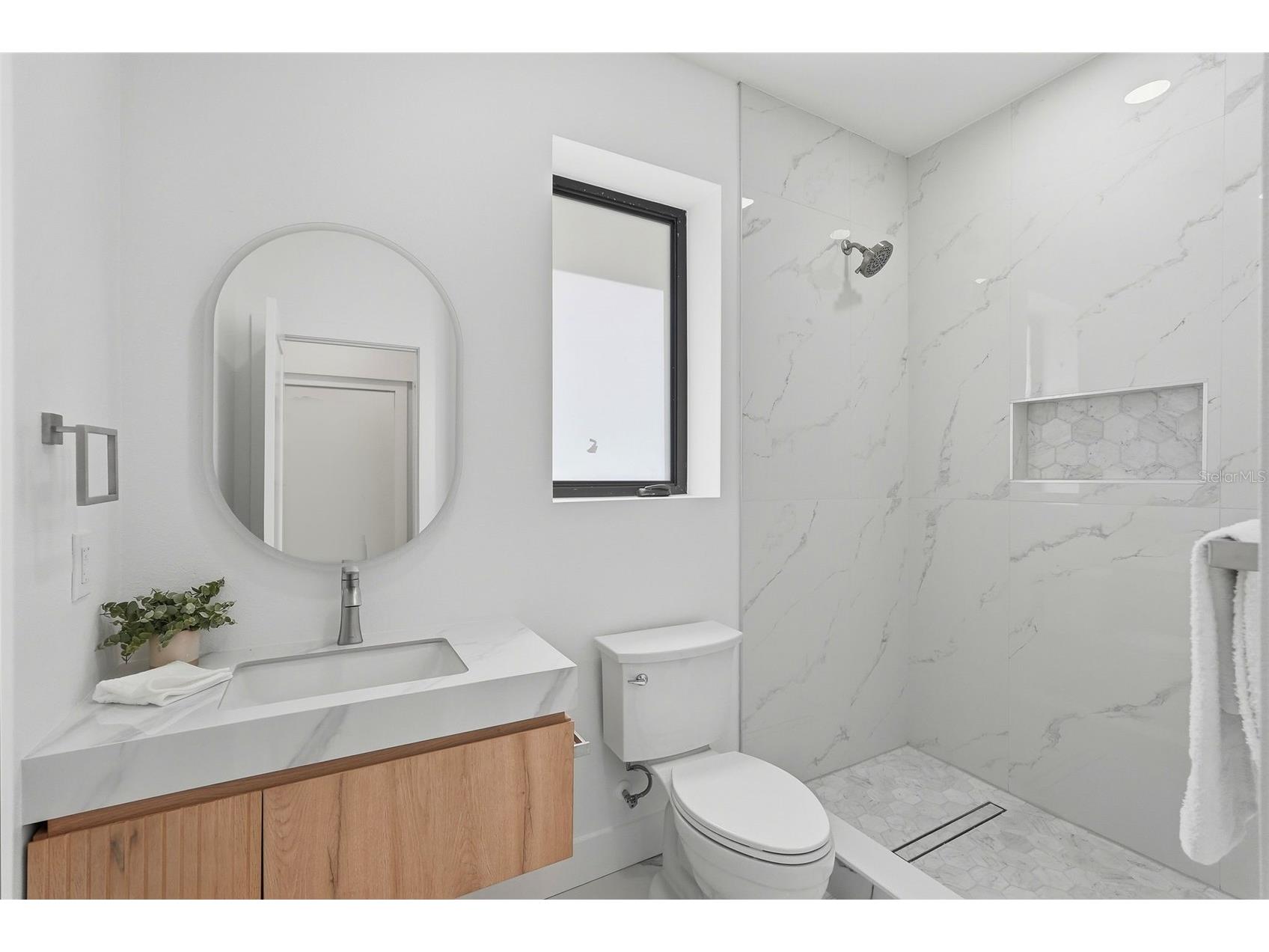 2525 18th Avenue N Saint Petersburg FL 33713 TB8495183 image19