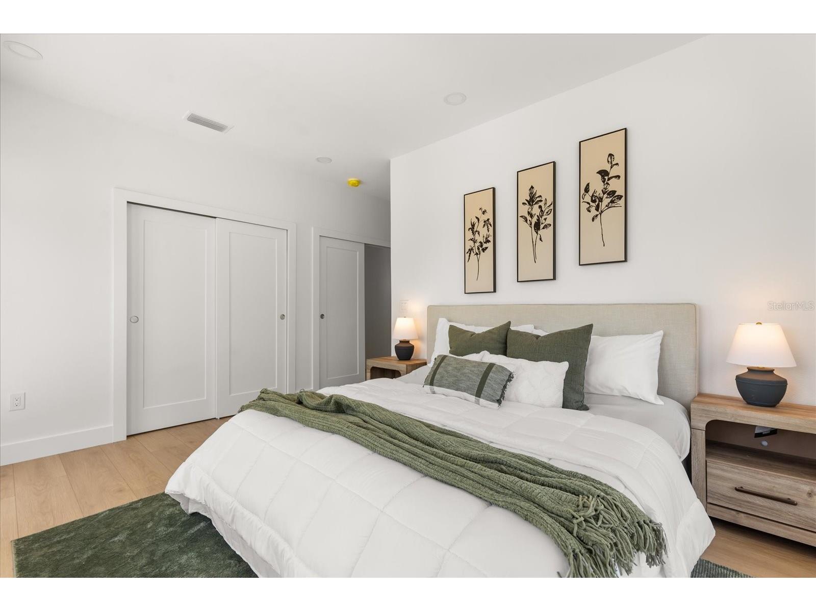 2525 18th Avenue N Saint Petersburg FL 33713 TB8495183 image22