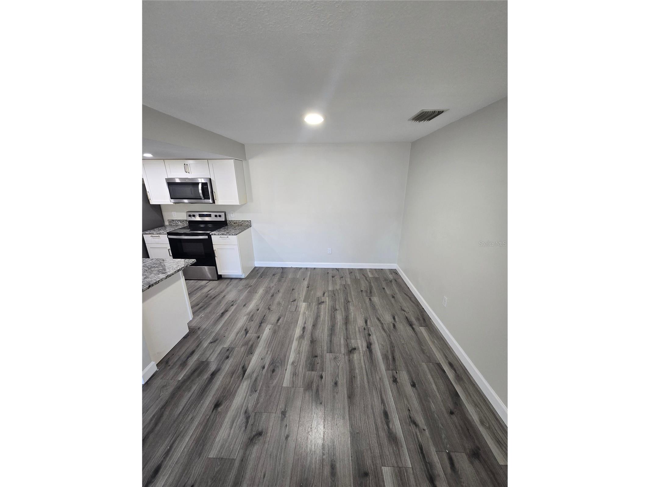2525 54th Avenue S #4 Saint Petersburg FL 33712 O6390216 image8