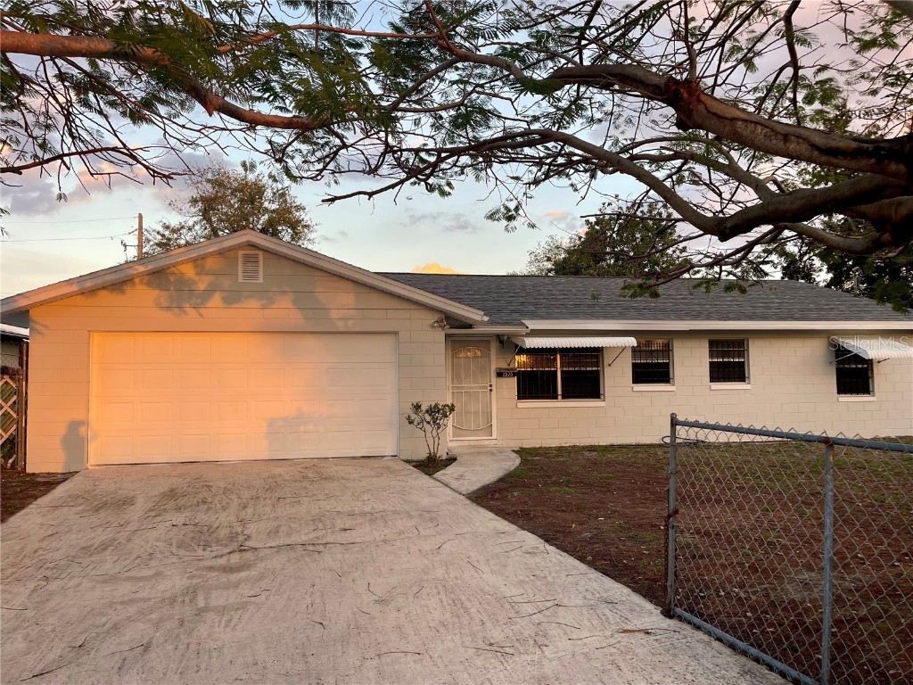 2525 Ashland Boulevard Orlando FL 32808 O6280200 image1