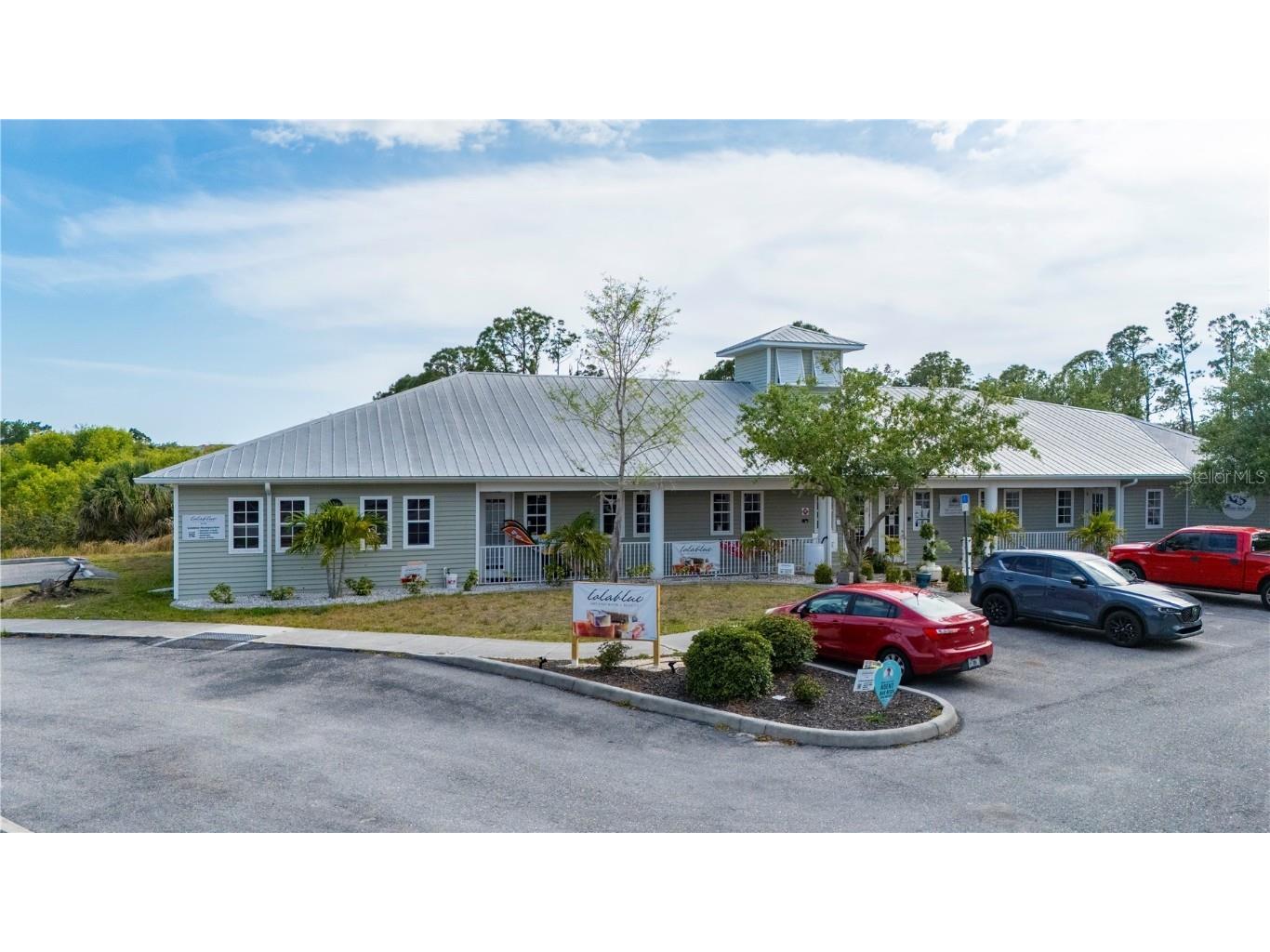 2525 Bobcat Village Center Road North Port FL 34288 C7509161 image1