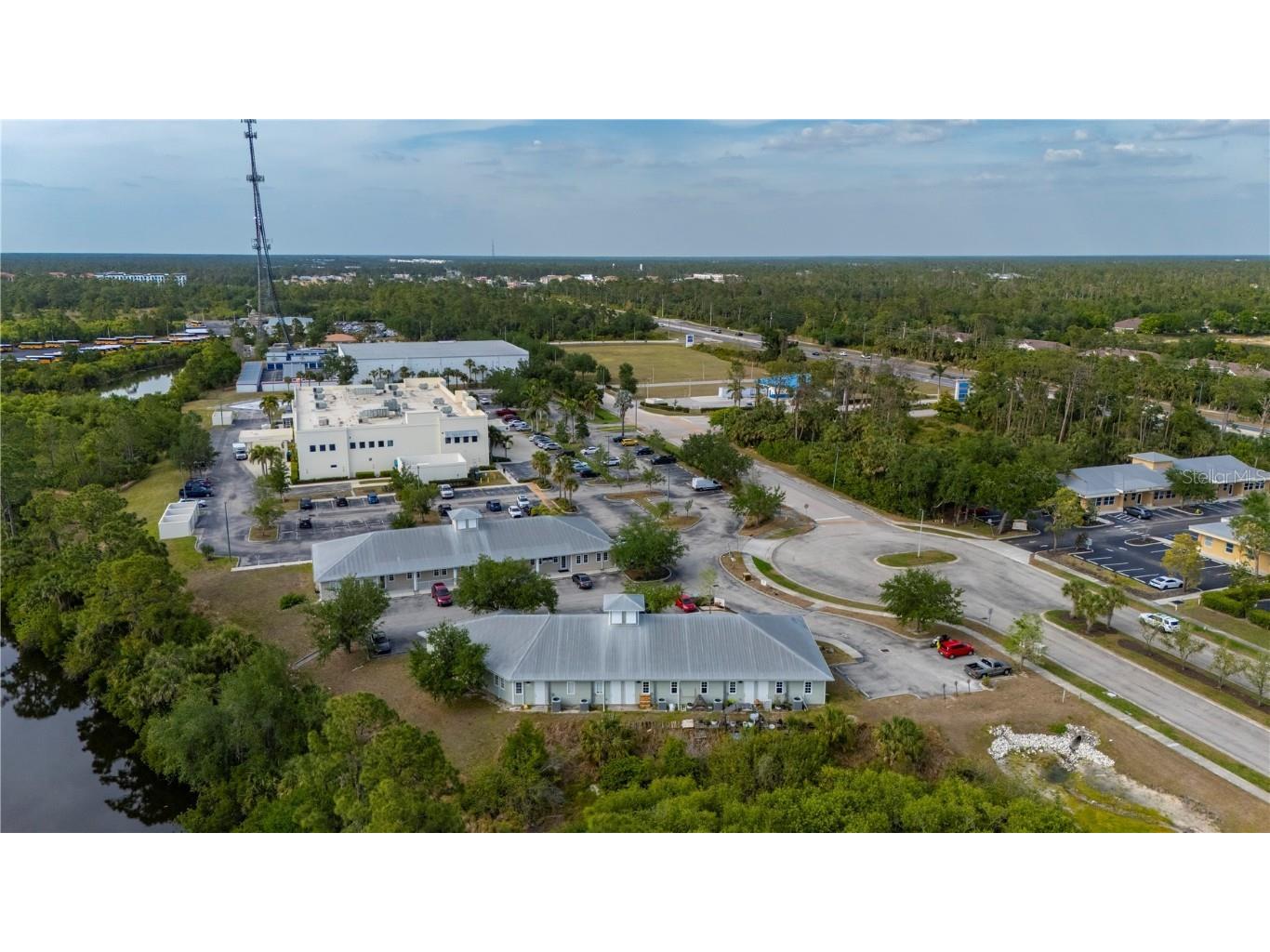 2525 Bobcat Village Center Road North Port FL 34288 C7509161 image9