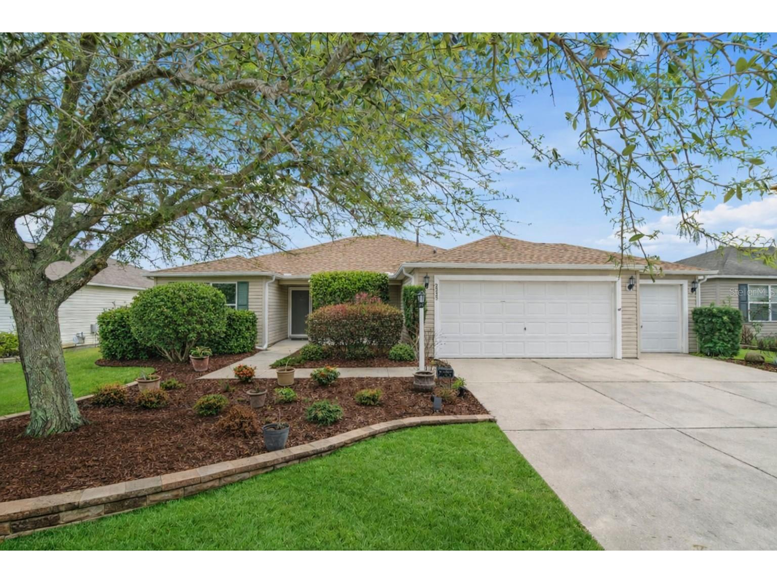 2525 Five Forks Trail The Villages FL 32162 O6390536 image1