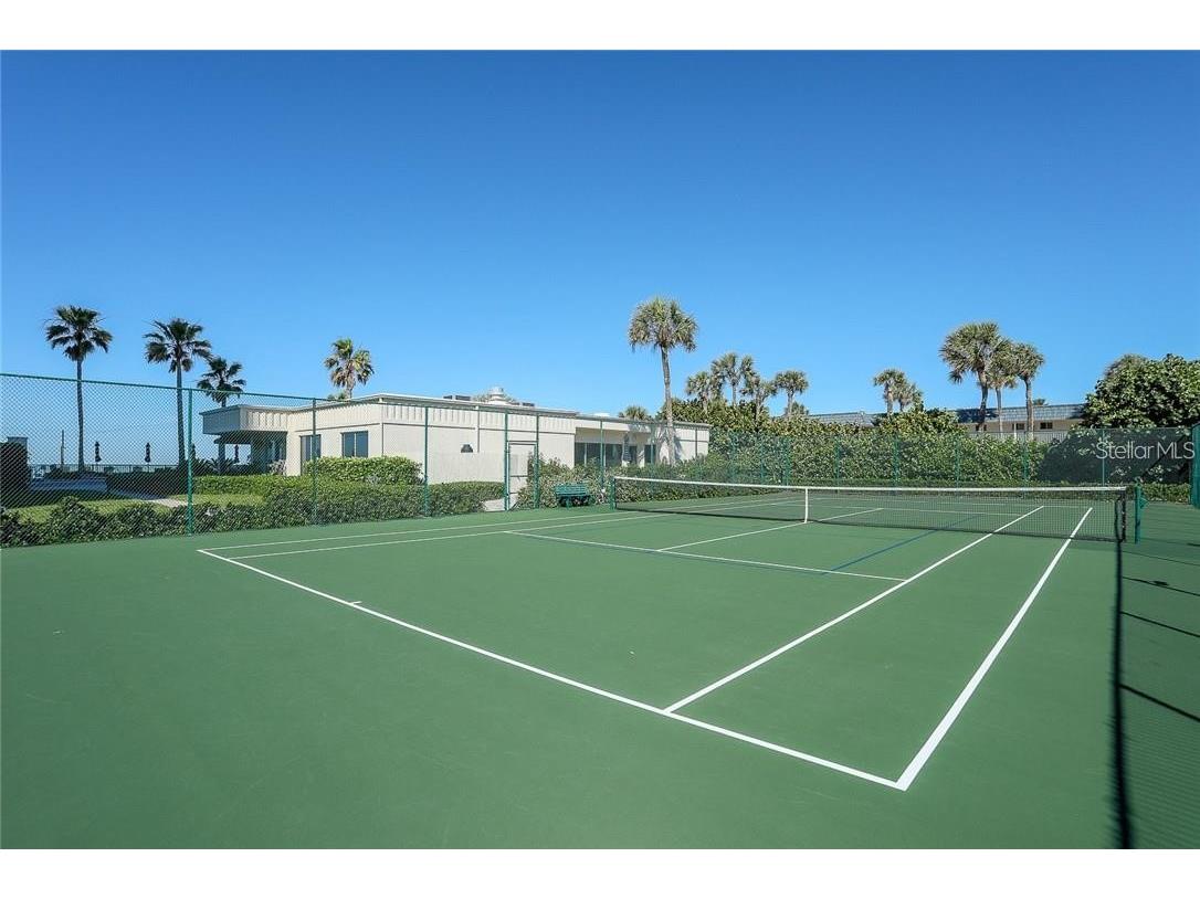 2525 Gulf Of Mexico Drive #12F Longboat Key FL 34228 A4675505 image21