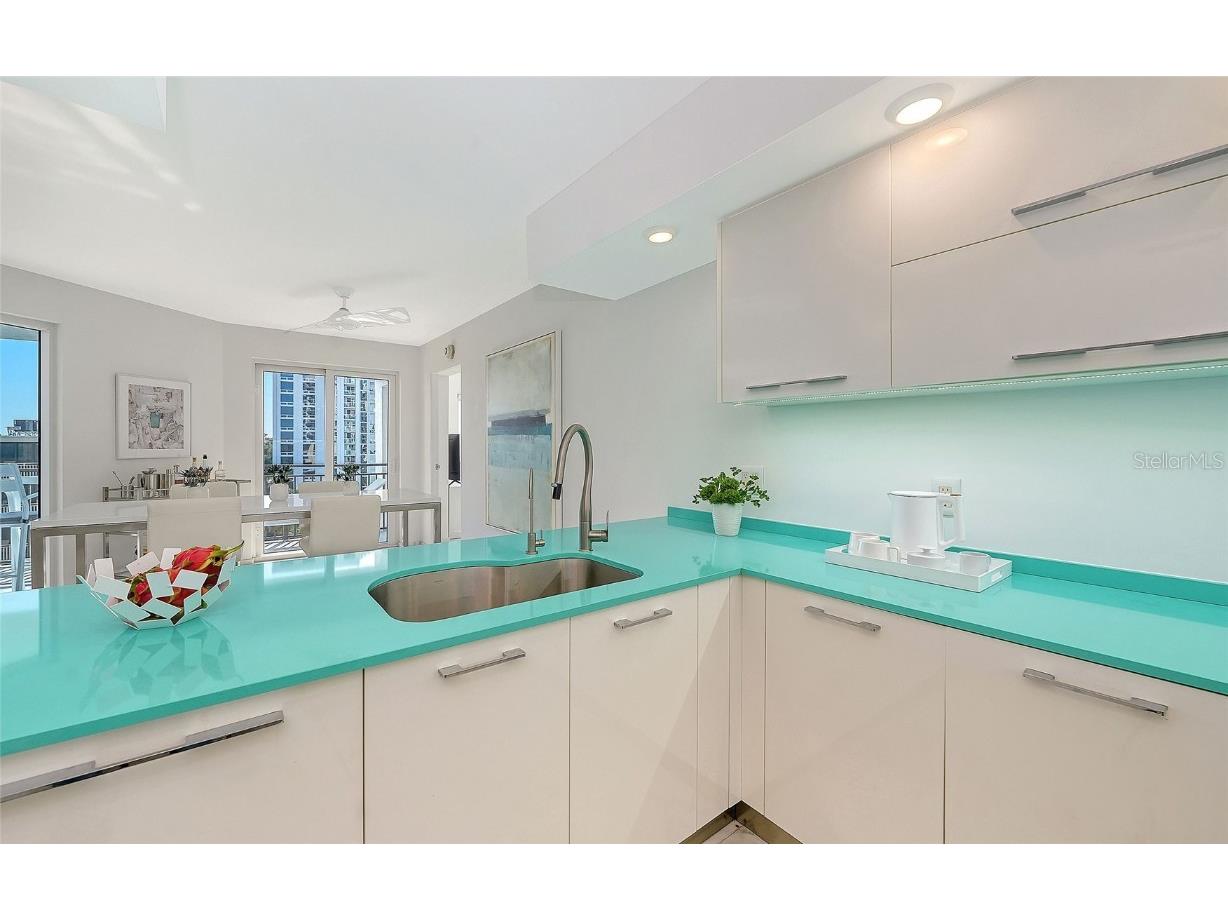 2525 Gulf Of Mexico Drive #6B Longboat Key FL 34228 - THE GULF A4673235 image12