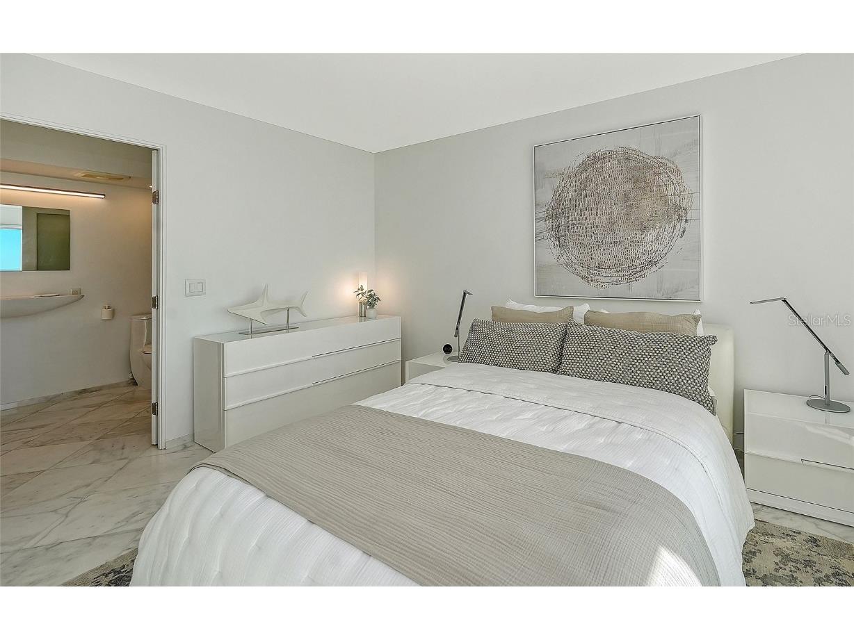 2525 Gulf Of Mexico Drive #6B Longboat Key FL 34228 - THE GULF A4673235 image16