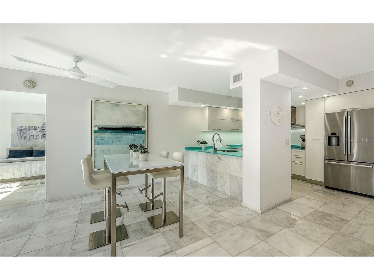 2525 Gulf Of Mexico Drive #6B Longboat Key FL 34228 - THE GULF A4673235 image8