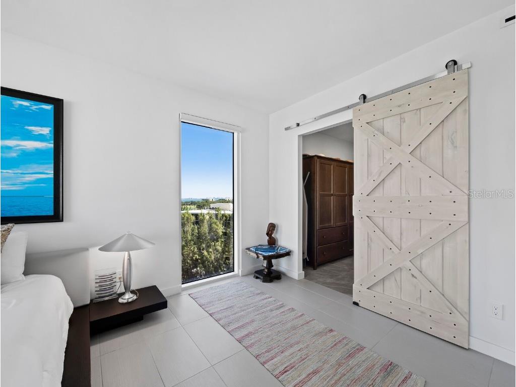 2525 Gulf Of Mexico Drive #8D Longboat Key FL 34228 A4670942 image24