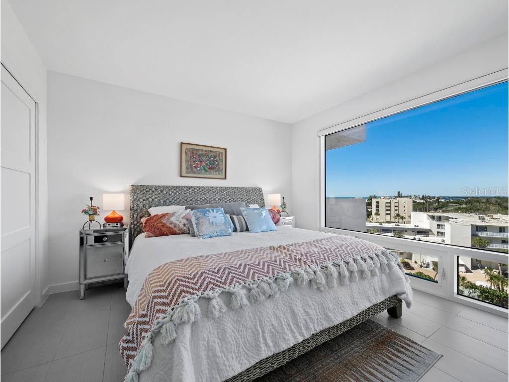 2525 Gulf Of Mexico Drive #8D Longboat Key FL 34228 A4670942 image28