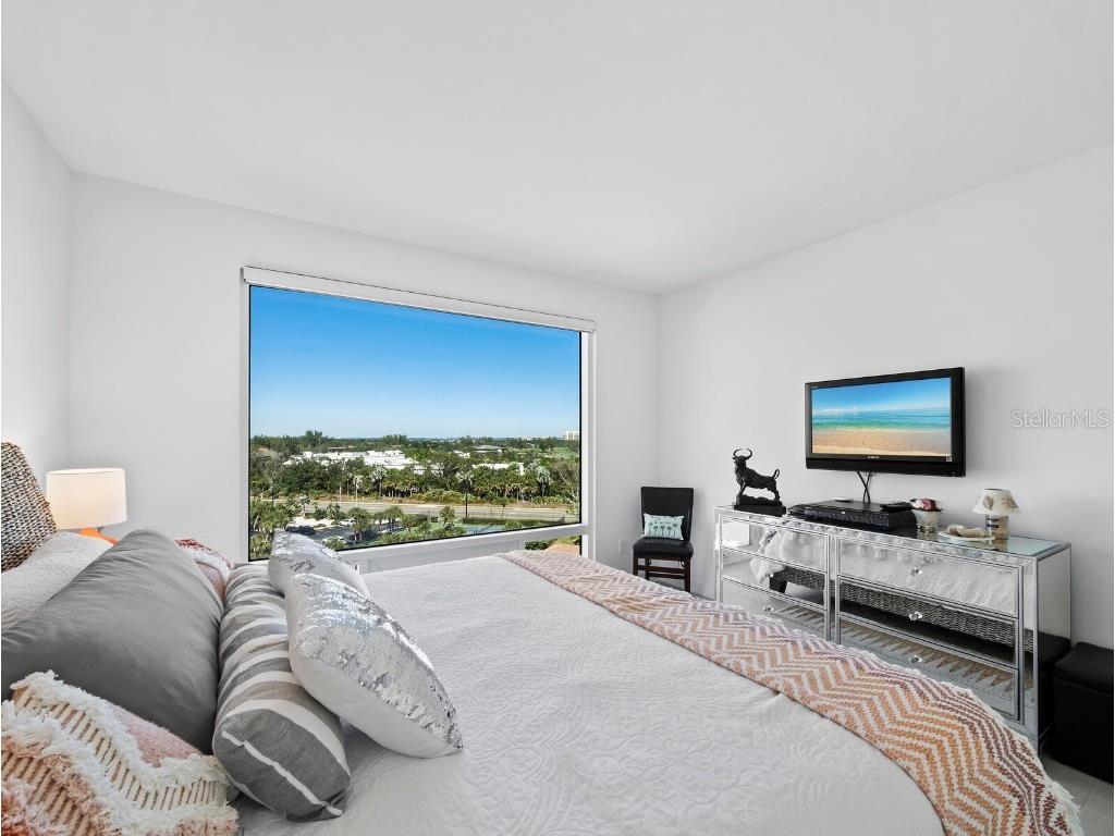 2525 Gulf Of Mexico Drive #8D Longboat Key FL 34228 A4670942 image29