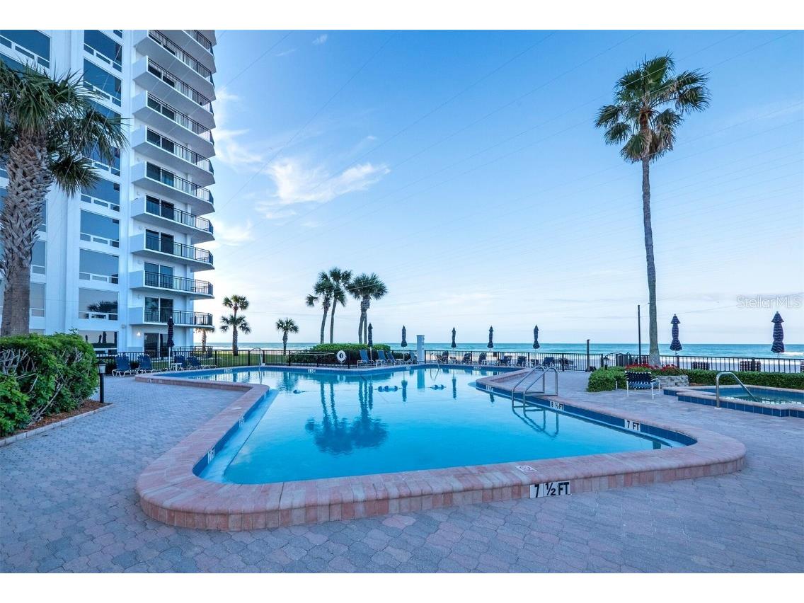 2525 Gulf Of Mexico Drive #8D Longboat Key FL 34228 A4670942 image39