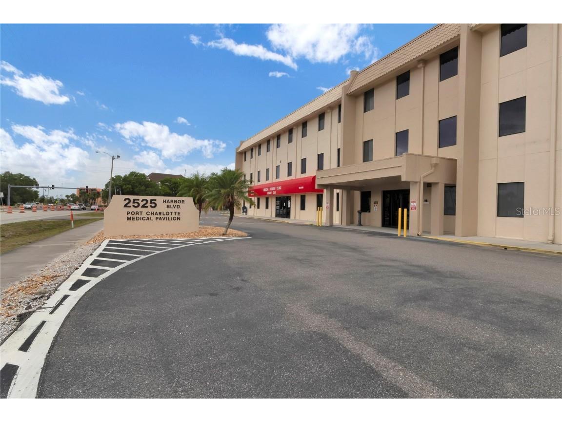 2525 Harbor Boulevard #104 & 105 Port Charlotte FL 33952 C7445151 image1