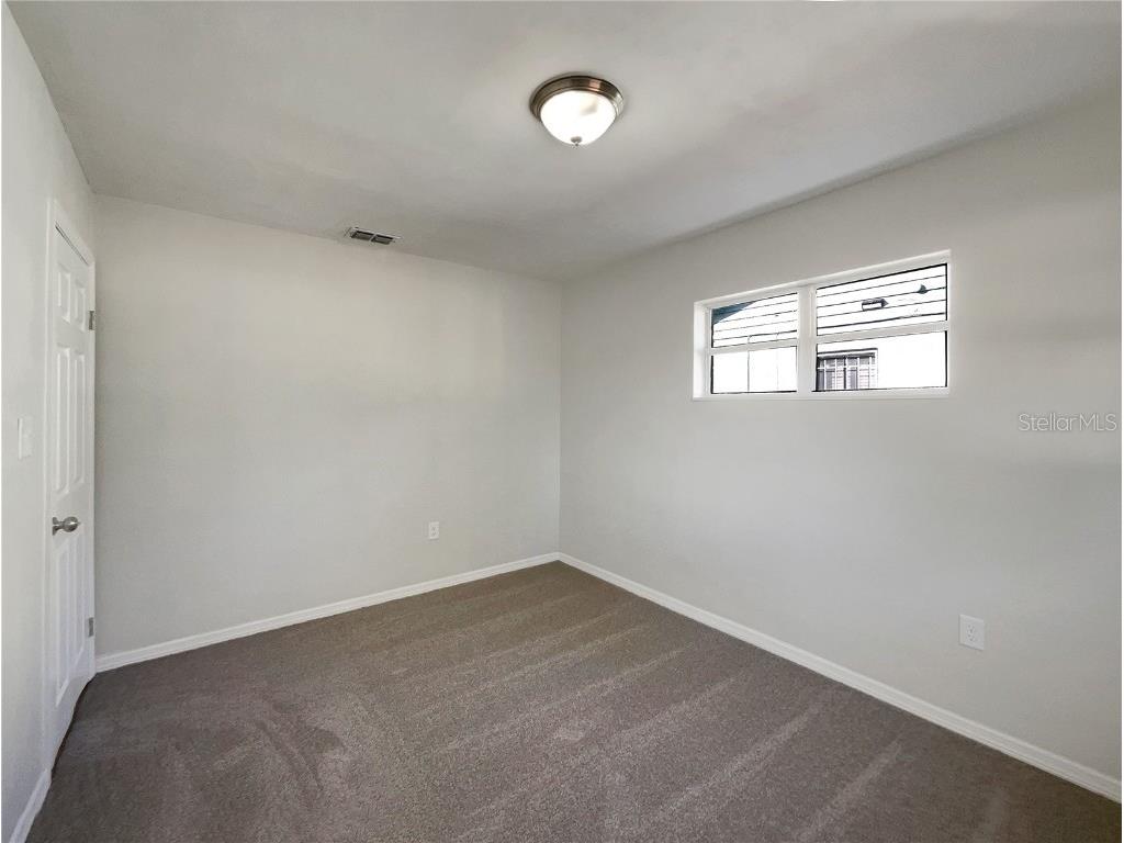 2525 Kingsland Avenue Orlando FL 32808 O6360712 image18