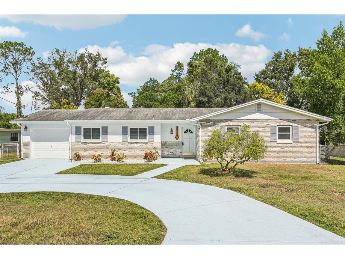 2525 Lake Ellen Lane Tampa FL 33618 TB8433507 image1