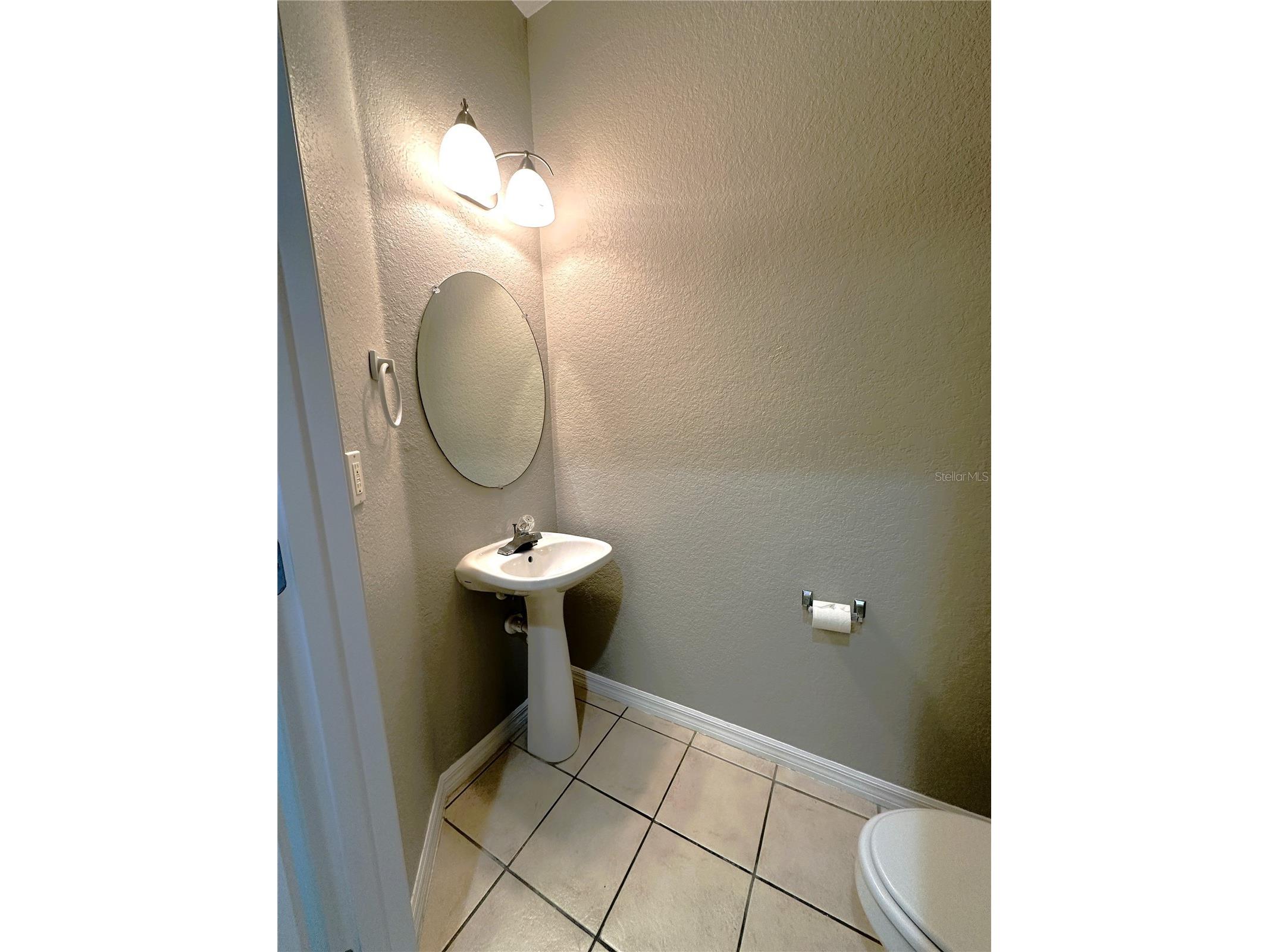 2525 Lancien Court #2 Orlando FL 32826 O6393205 image3