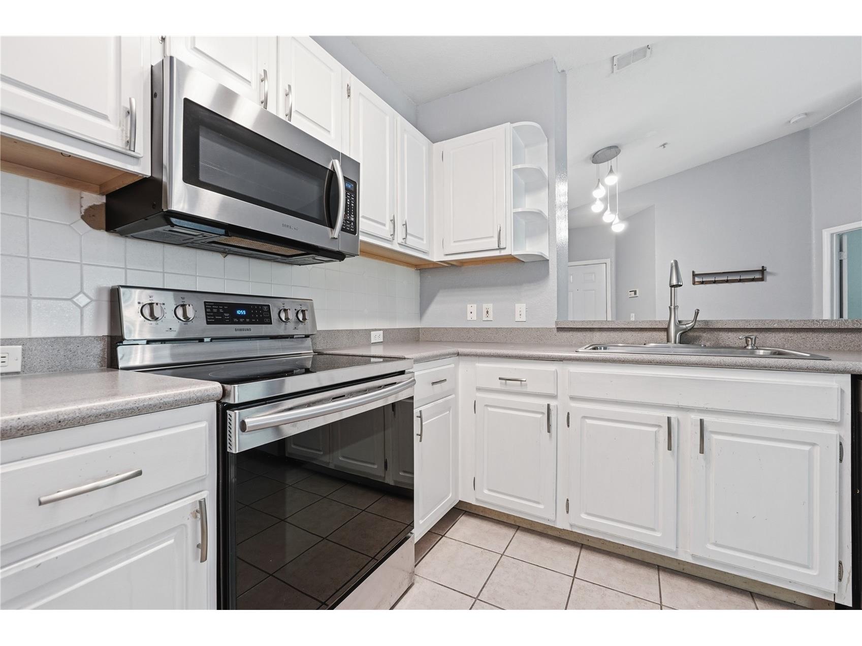 2525 Maitland Crossing Way #304 Orlando FL 32810 O6422785 image9