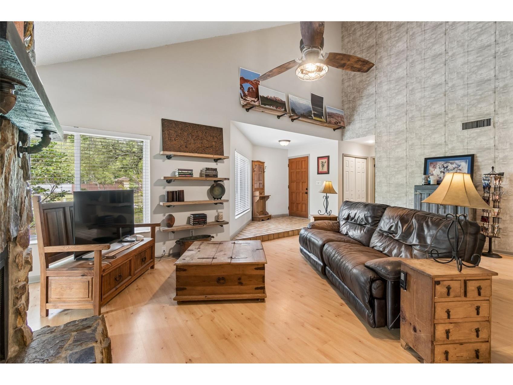 2525 Victarra Circle Lutz FL 33559 TB8503957 image3