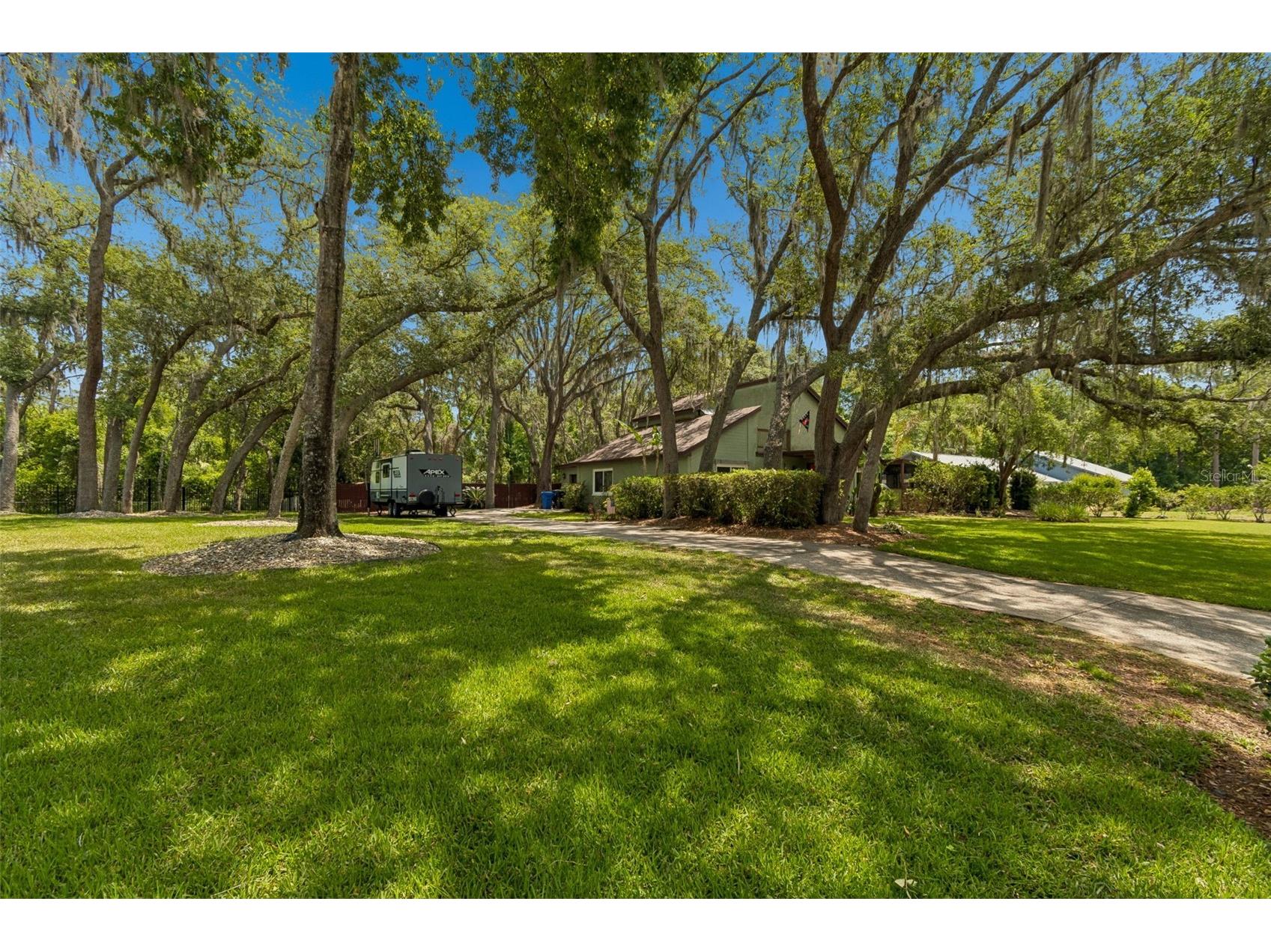 2525 Victarra Circle Lutz FL 33559 TB8503957 image61