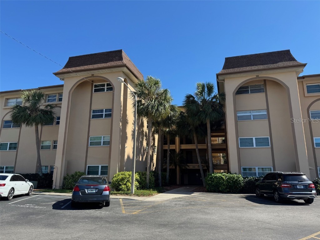 2525 W Bay Drive #A33 Largo FL 33770 TB8402489 image1