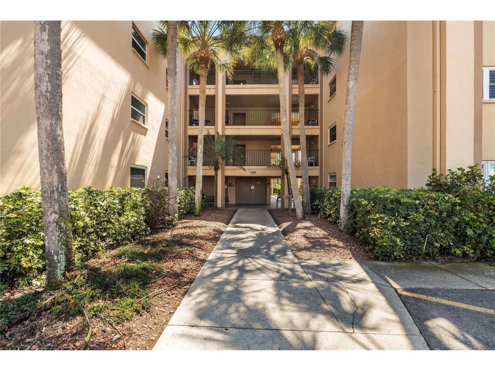 2525 W Bay Drive #C21 Belleair Bluffs FL 33770 TB8491915 image3