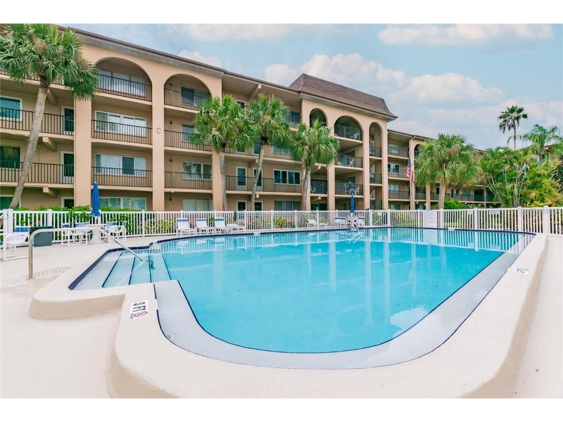 2525 W Bay Drive #C41 Belleair Bluffs FL 33770 T3532258 image1
