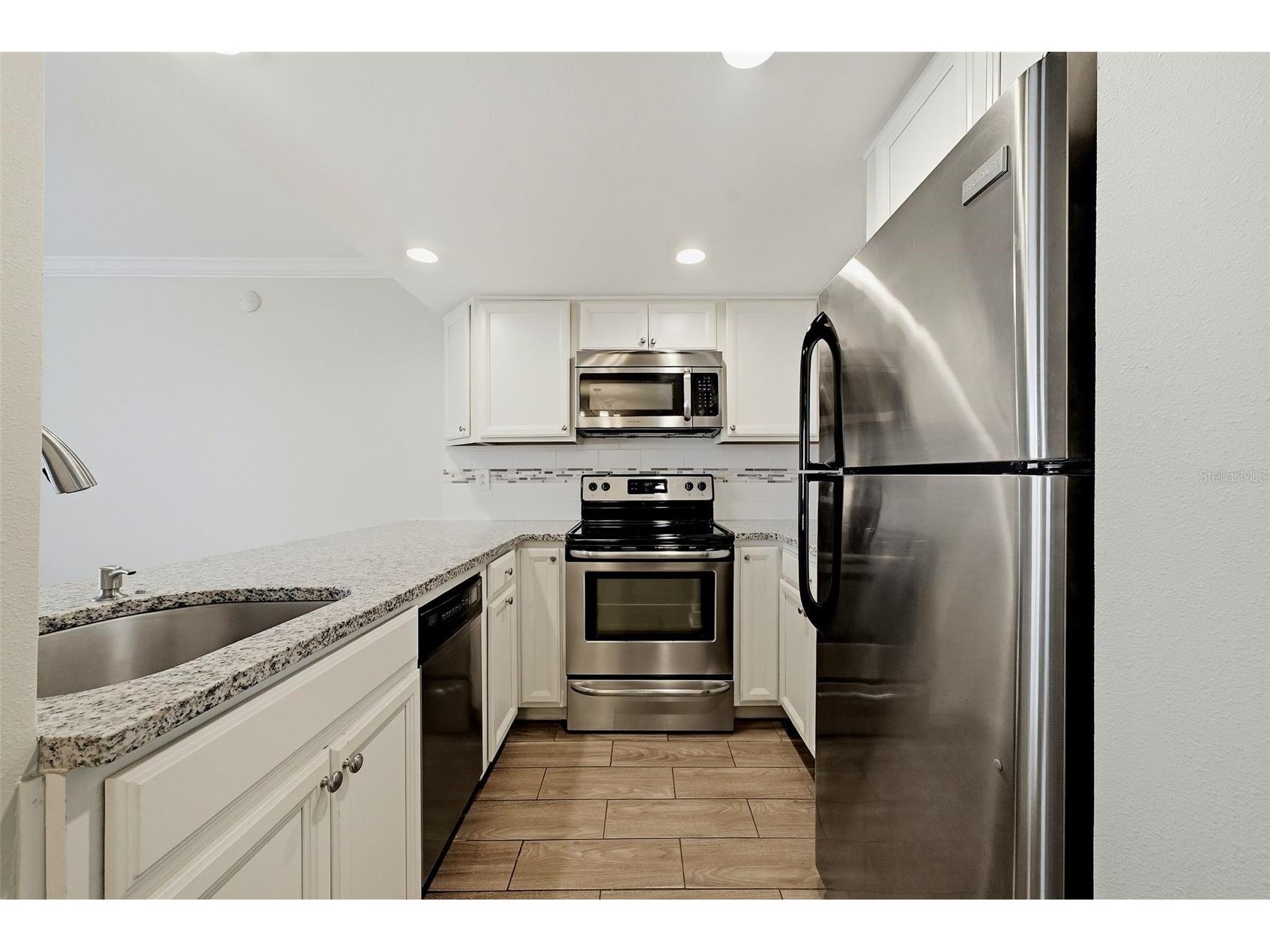 2525 W Bay Drive #C43 Belleair Bluffs FL 33770 TB8523044 image13