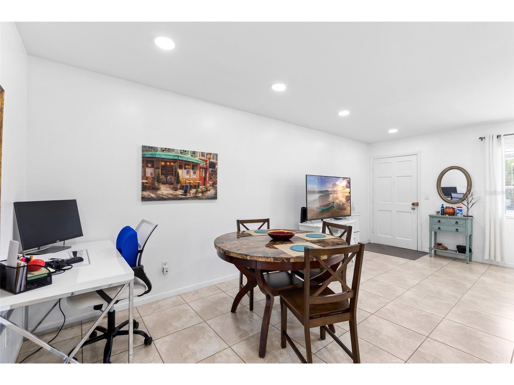 2525 W Bay Drive #D13 Largo FL 33770 TB8515184 image10