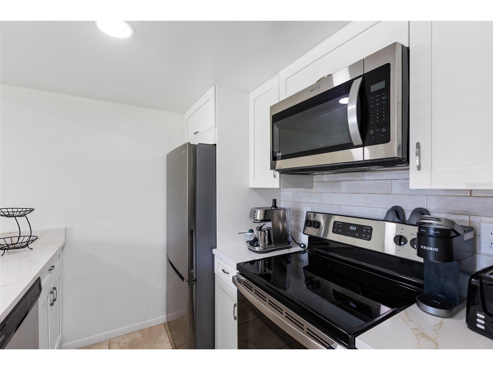 2525 W Bay Drive #D13 Largo FL 33770 TB8515184 image13