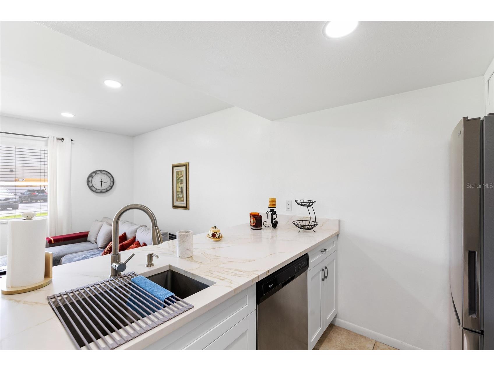 2525 W Bay Drive #D13 Largo FL 33770 TB8515184 image14