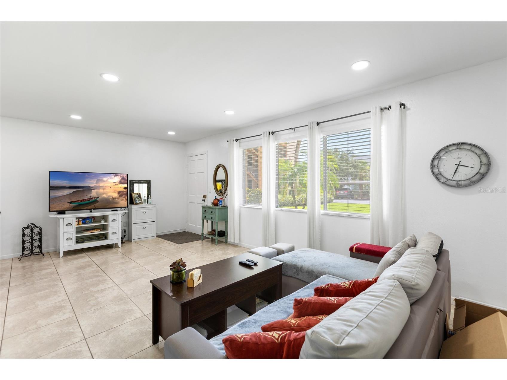 2525 W Bay Drive #D13 Largo FL 33770 TB8515184 image5
