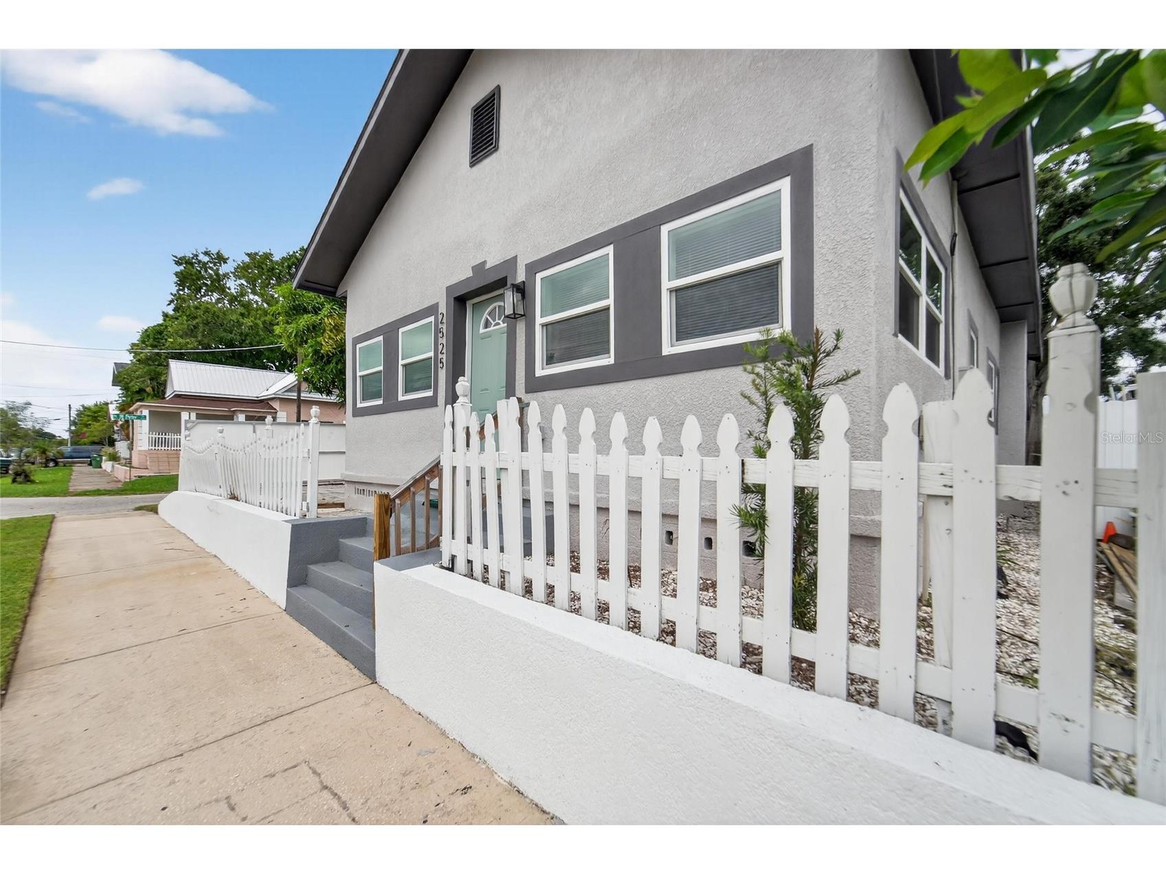 2525 W Beach Street Tampa FL 33607 TB8425996 image1