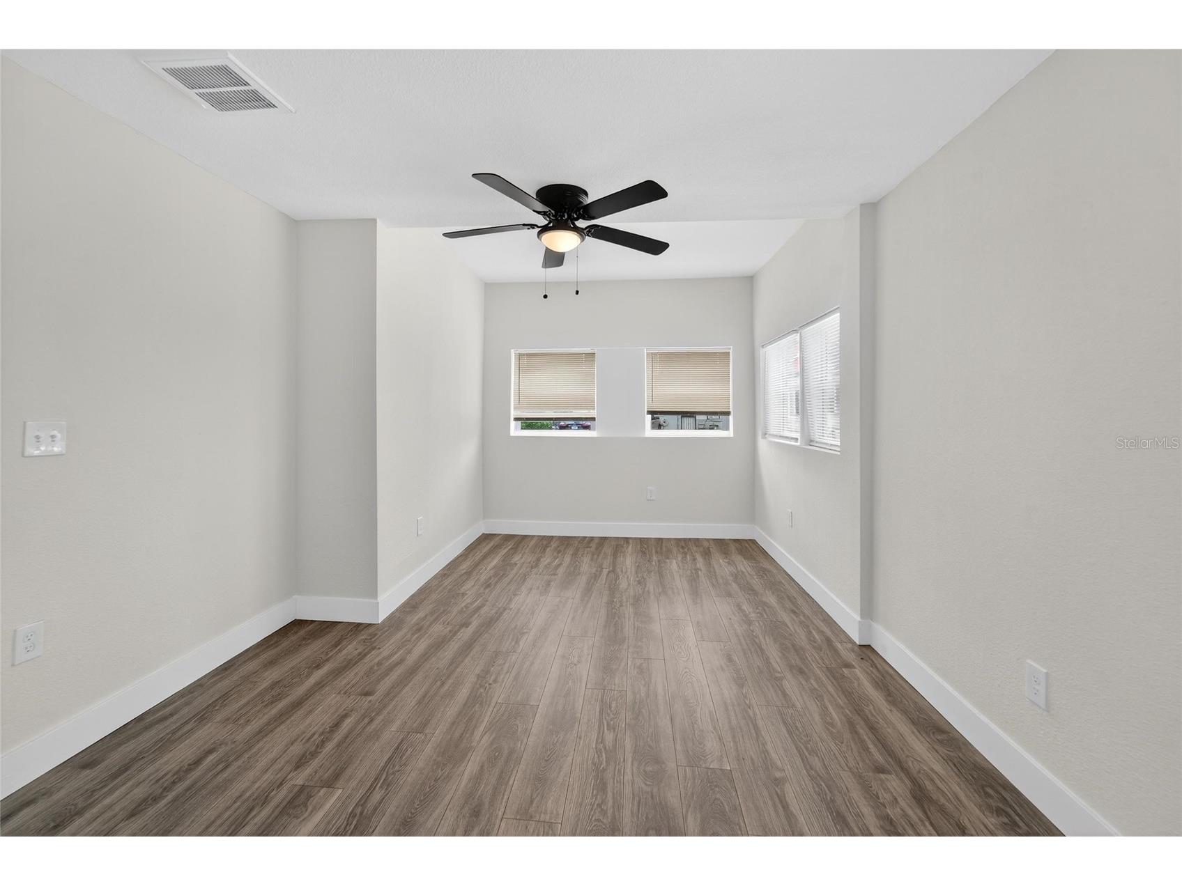 2525 W Beach Street Tampa FL 33607 TB8425996 image29
