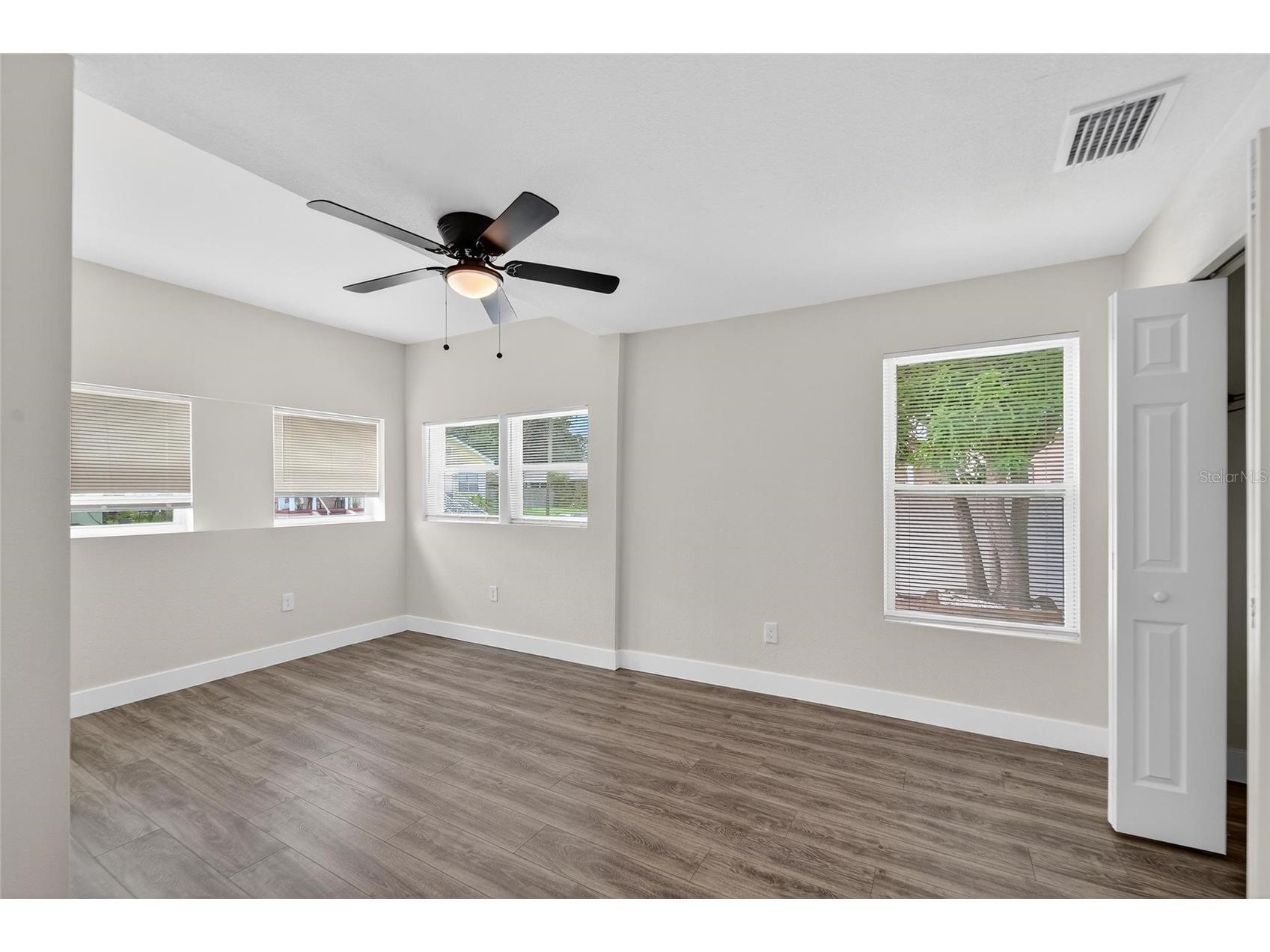 2525 W Beach Street Tampa FL 33607 TB8425996 image30