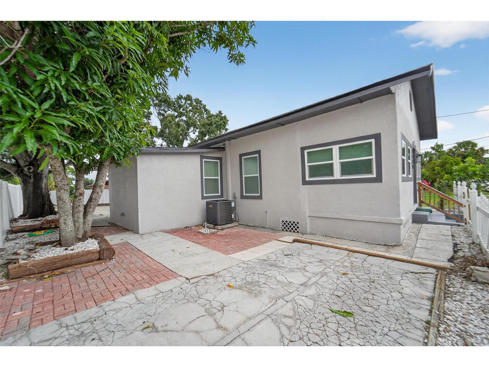 2525 W Beach Street Tampa FL 33607 TB8425996 image42
