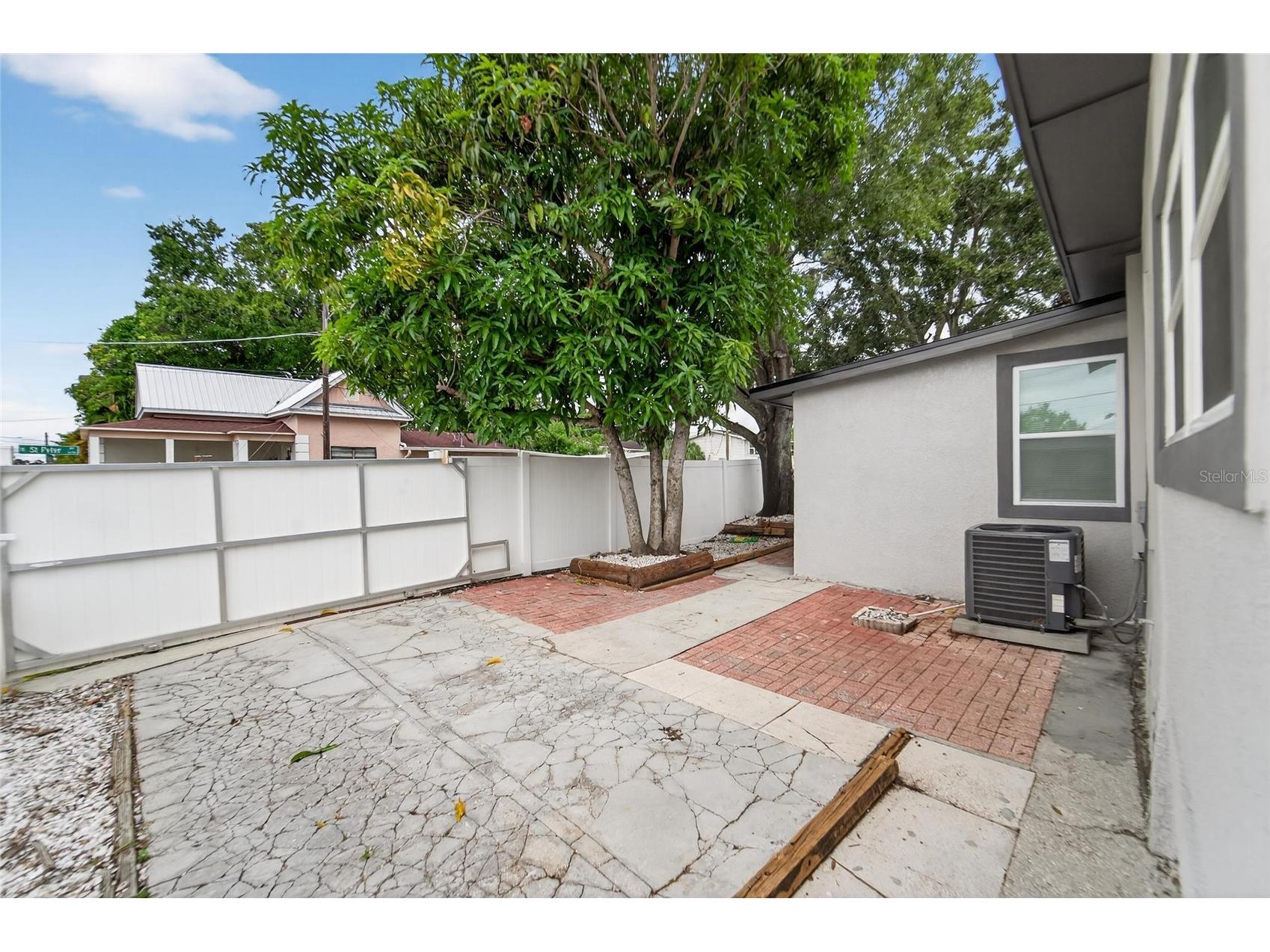 2525 W Beach Street Tampa FL 33607 TB8425996 image43