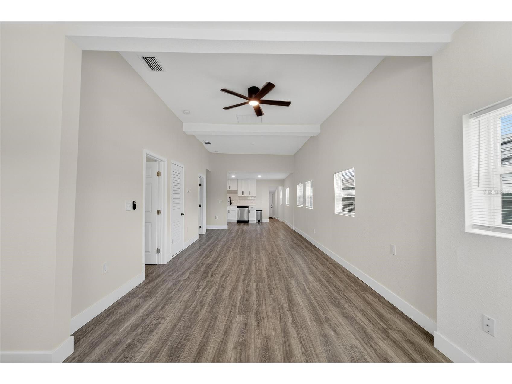 2525 W Beach Street Tampa FL 33607 TB8425996 image5