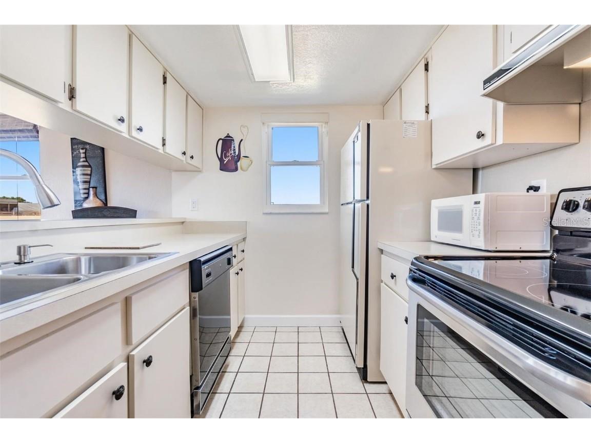 2525 West Bay Drive #B44 Belleair Bluffs FL 33770 TB8366413 image7