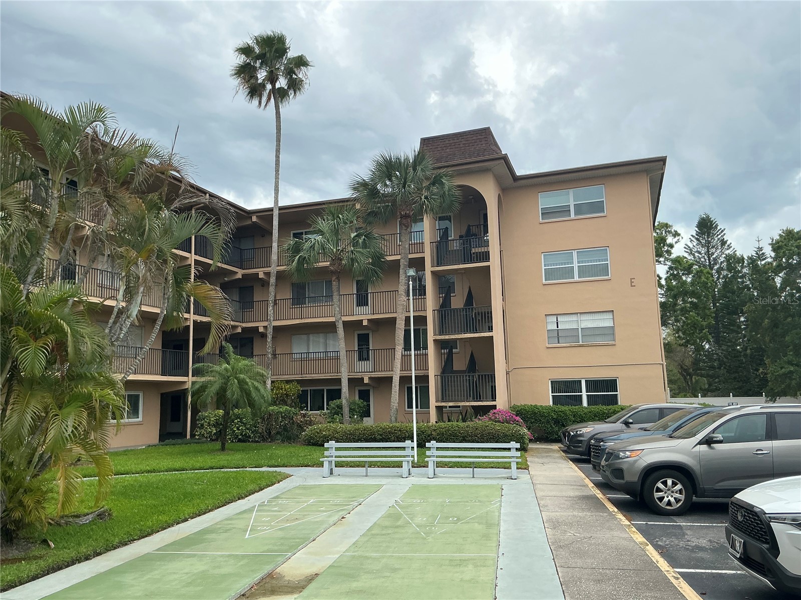 2525 West Bay Drive #E14 Belleair Bluffs FL 33770 TB8489041 image1