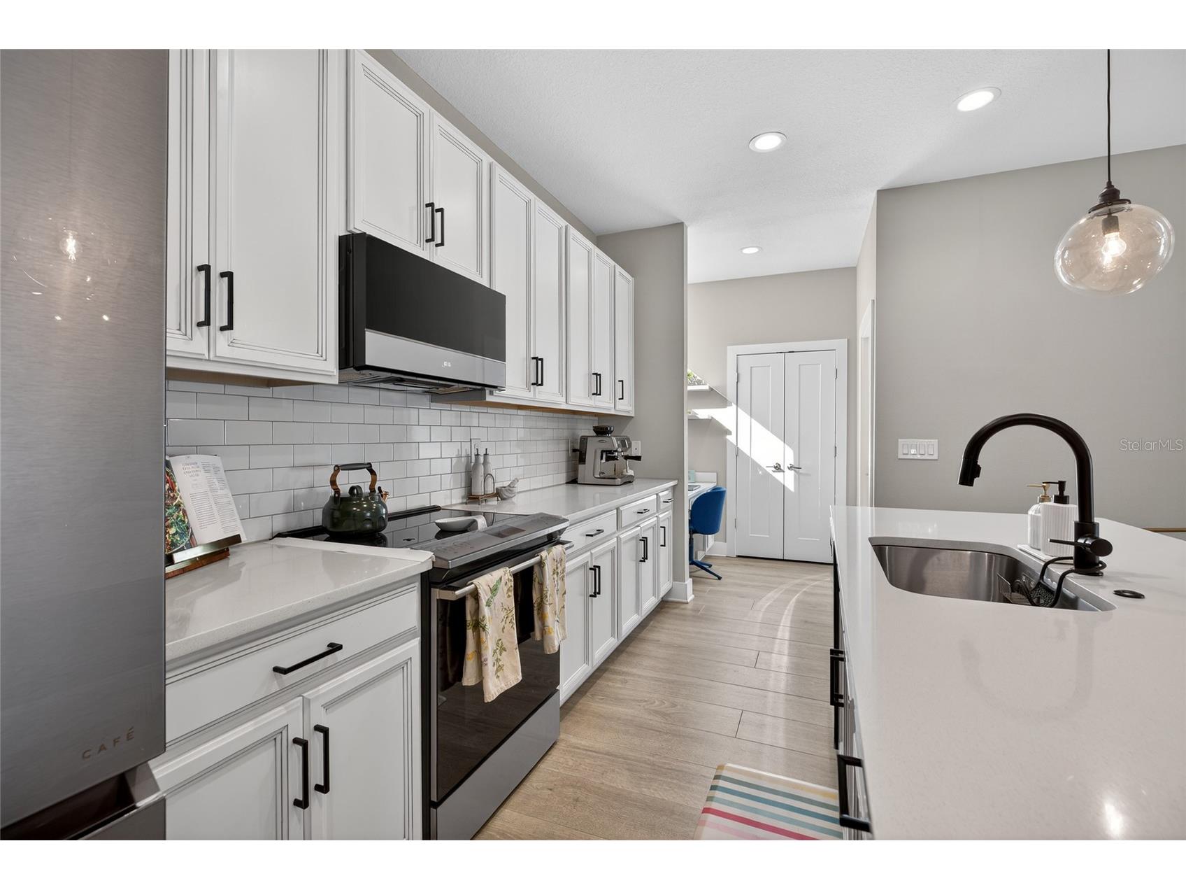 2526 13th Avenue N Saint Petersburg FL 33713 TB8493122 image29