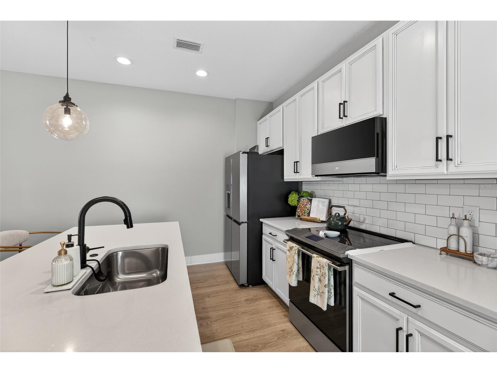 2526 13th Avenue N Saint Petersburg FL 33713 TB8493122 image34