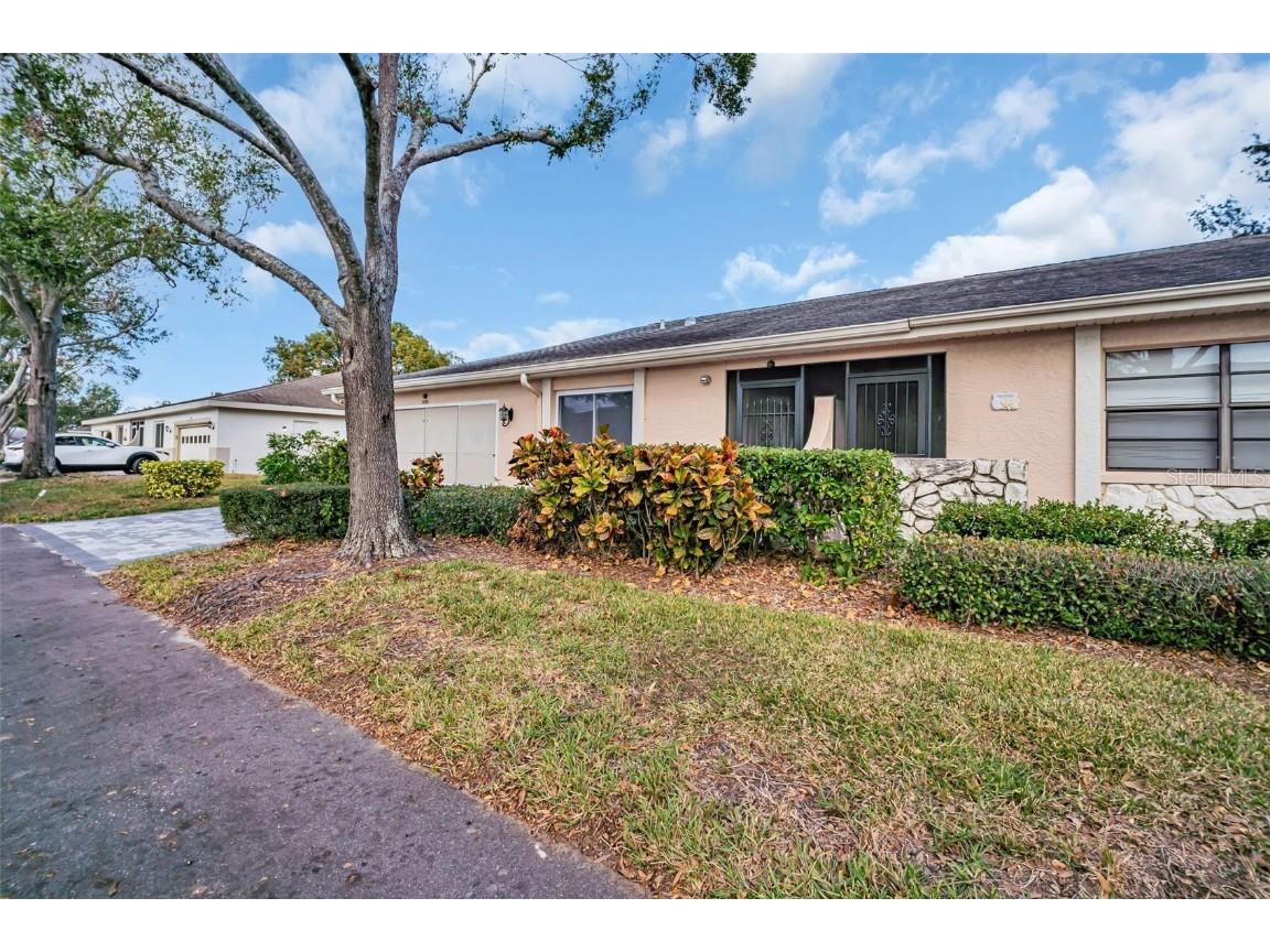 2526 Lancaster Drive Sun City Center FL 33573 TB8333974 image1