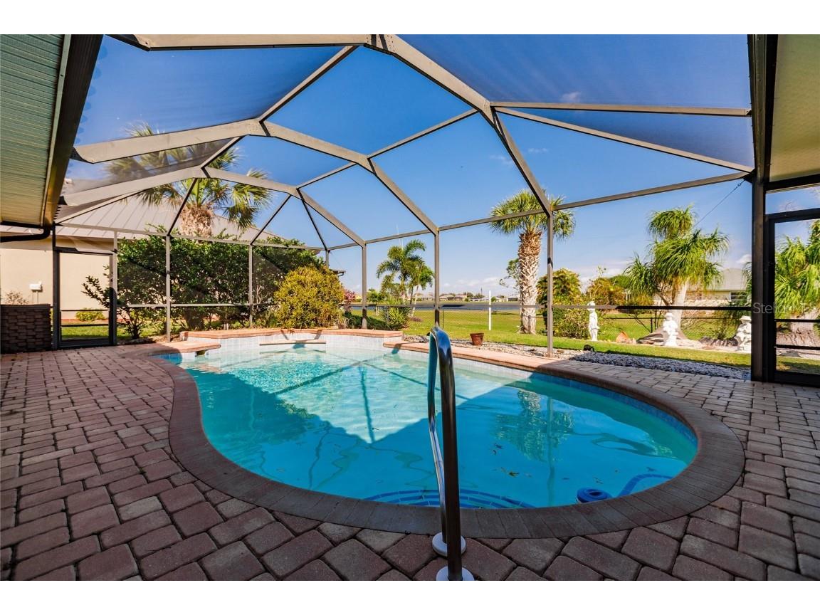 2526 Rio De Janeiro Avenue, Punta Gorda, FL, 33983 MLS C7488049