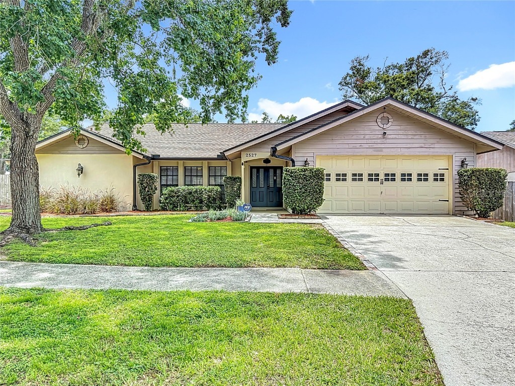 2527 Arborwood Drive Valrico FL 33596 TB8404578 image1