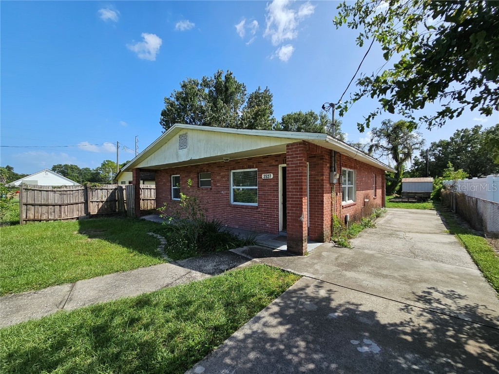2527 Burns Street Lakeland FL 33801 T3478517 image1