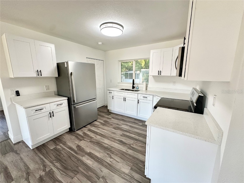 2527 Dons Place Lakeland FL 33801 L4952182 image6