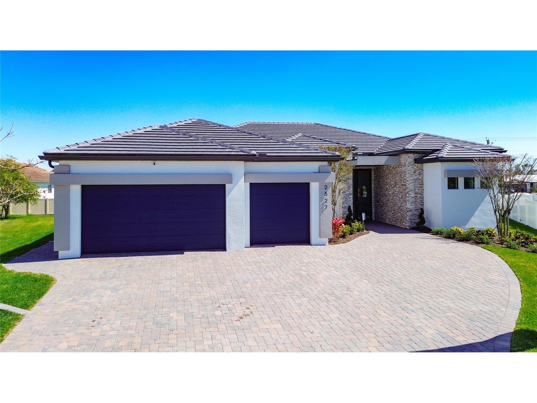 2527 Gleason Parkway Cape Coral FL 33914 C7525521 image3