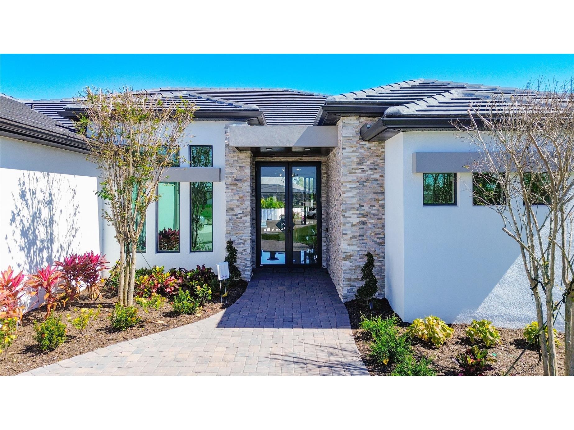 2527 Gleason Parkway Cape Coral FL 33914 C7525521 image5