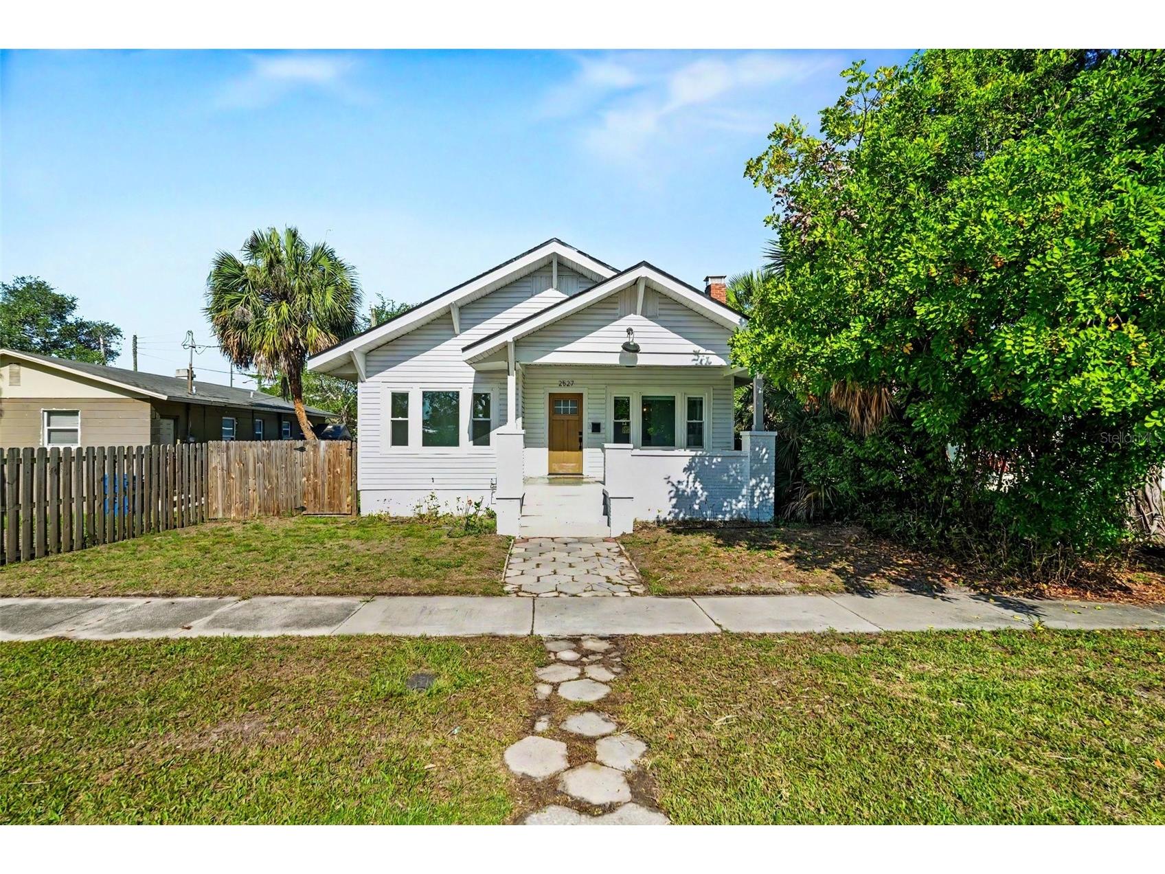 2527 Highland Street S Saint Petersburg FL 33705 A4694049 image1