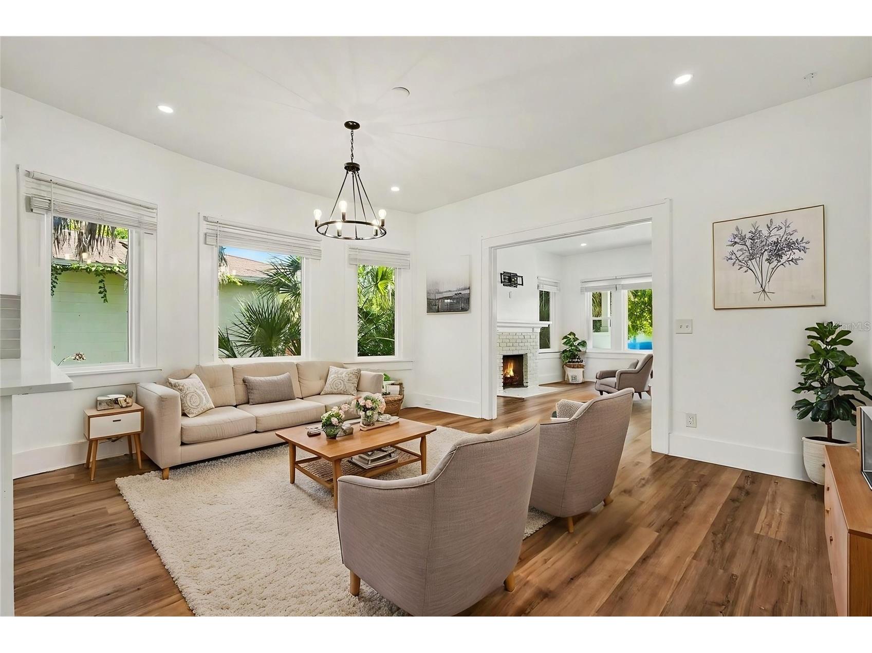 2527 Highland Street S Saint Petersburg FL 33705 A4694049 image3