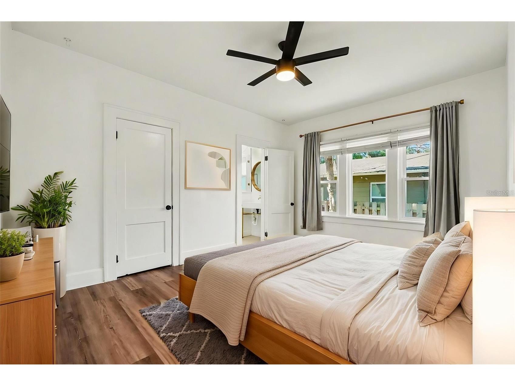2527 Highland Street S Saint Petersburg FL 33705 A4694049 image7